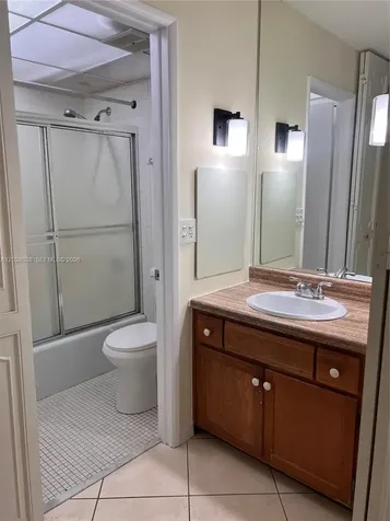 3760 Inverrary Drive Lauderhill FL 33319