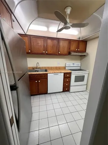 3760 Inverrary Drive Lauderhill FL 33319