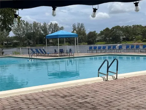 3760 Inverrary Drive Lauderhill FL 33319