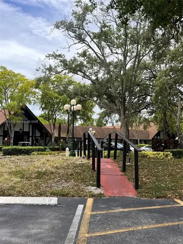 3760 Inverrary Drive Lauderhill FL 33319