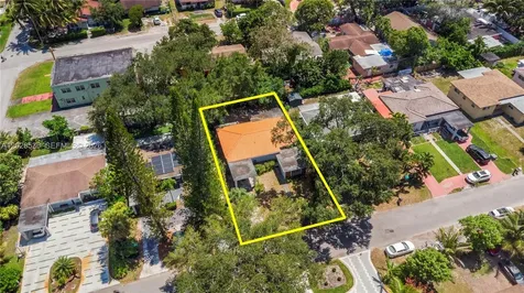 370 NE 165th Street Miami FL 33162
