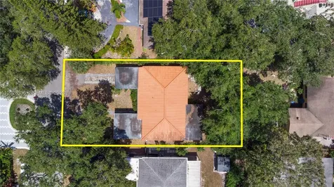370 NE 165th Street Miami FL 33162