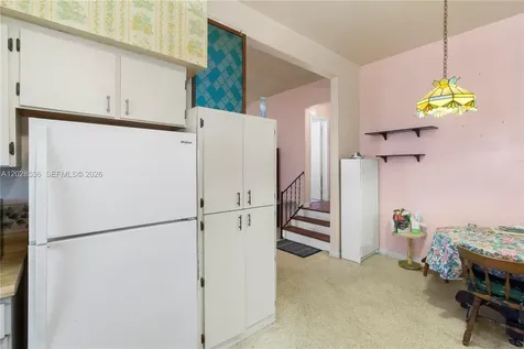 370 NE 165th Street Miami FL 33162