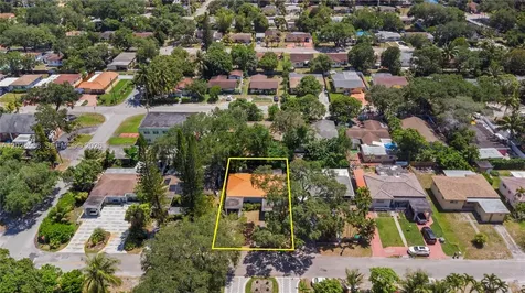 370 NE 165th Street Miami FL 33162