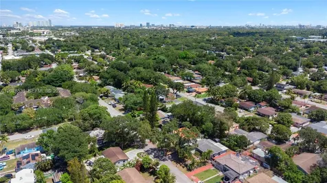 370 NE 165th Street Miami FL 33162