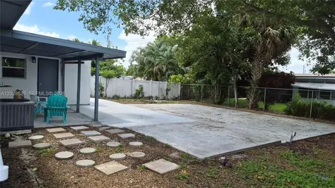 8261 Johnson Street Pembroke Pines FL 33024
