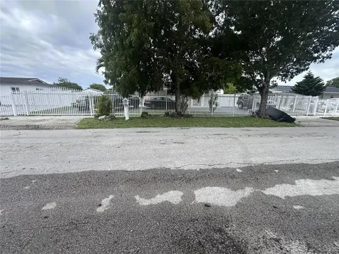 20515 NW 45th Avenue Miami Gardens FL 33055
