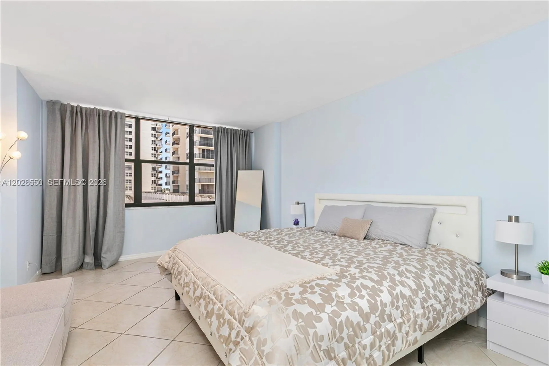 2401 S Ocean Drive Hollywood FL 33019