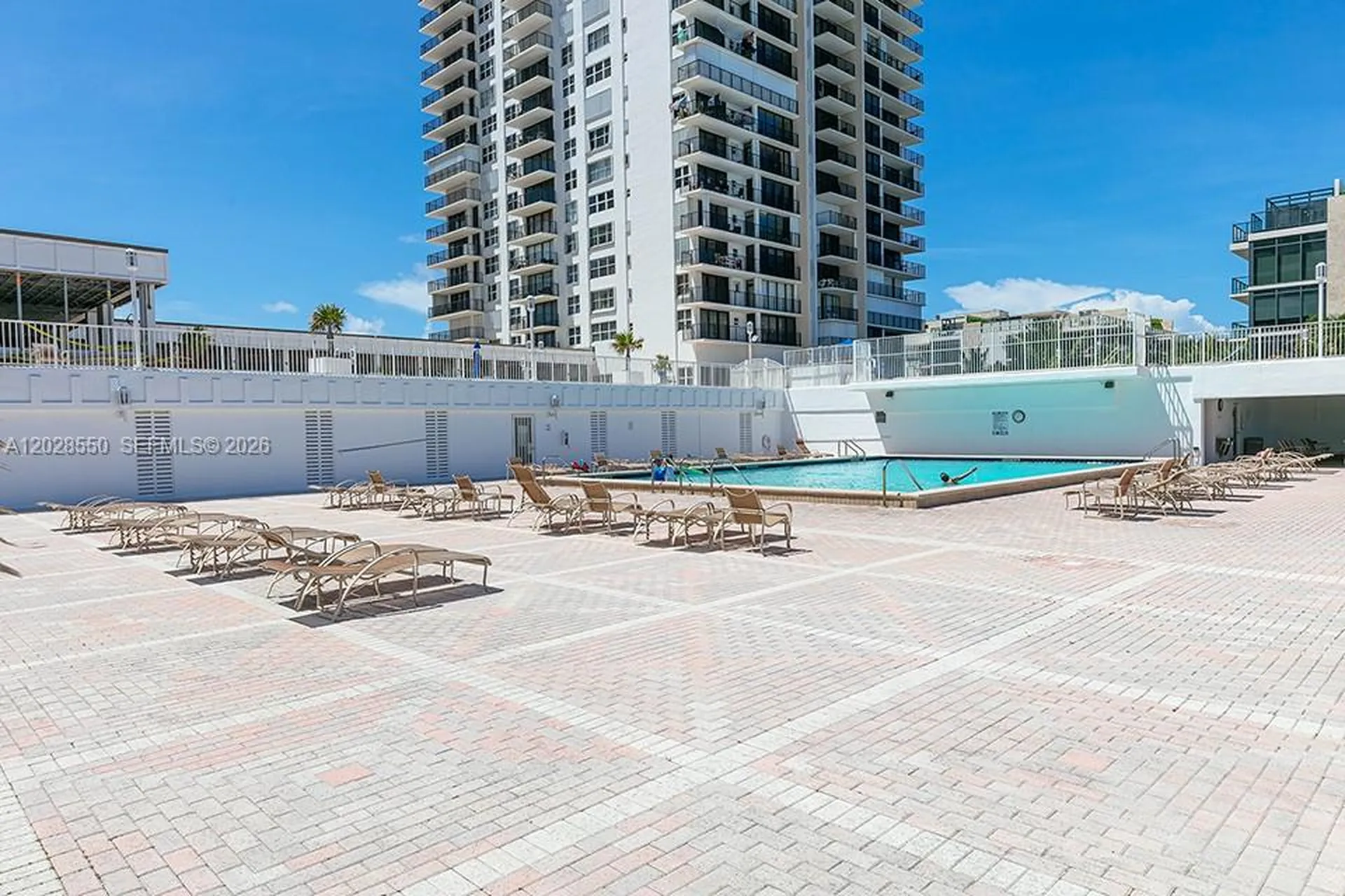 2401 S Ocean Drive Hollywood FL 33019