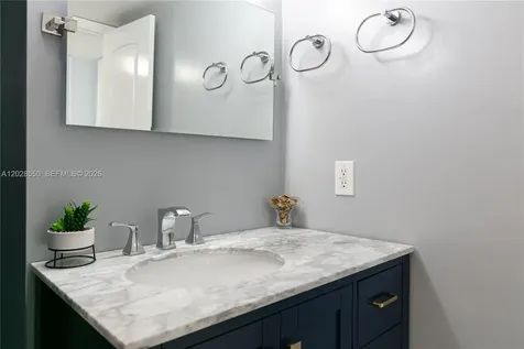 2401 S Ocean Drive Hollywood FL 33019