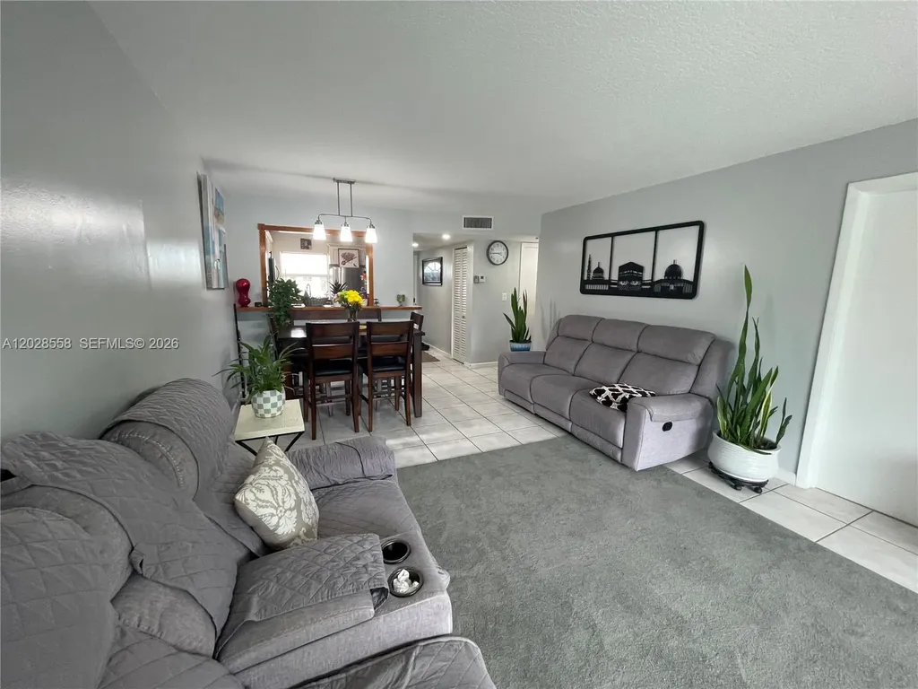 9281 Sunrise Lakes Boulevard Sunrise FL 33322