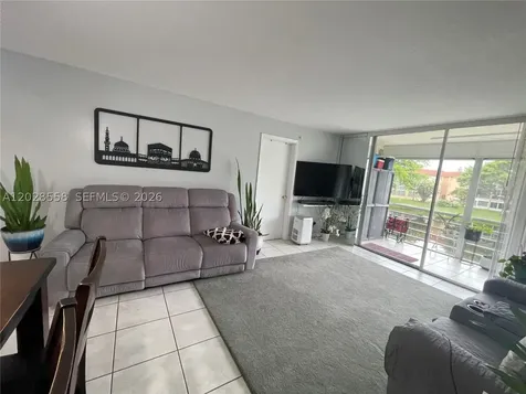 9281 Sunrise Lakes Boulevard Sunrise FL 33322