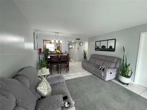 9281 Sunrise Lakes Boulevard Sunrise FL 33322