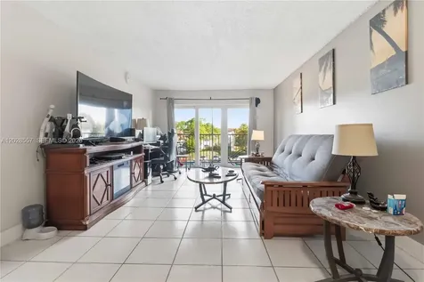 7521 NW 16th Street Plantation FL 33313