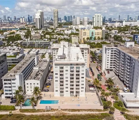 345 Ocean Drive Miami Beach FL 33139