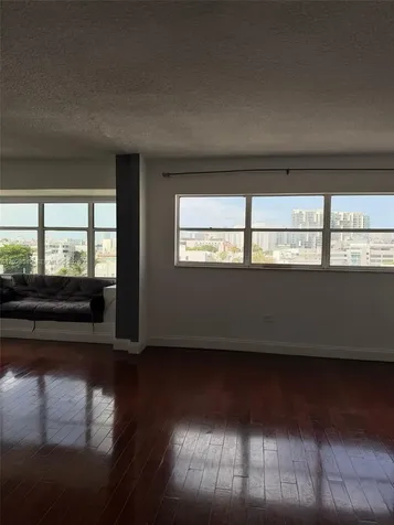 1881 Washington Avenue Miami Beach FL 33139