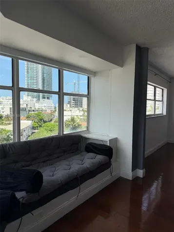 1881 Washington Avenue Miami Beach FL 33139