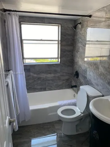 1881 Washington Avenue Miami Beach FL 33139