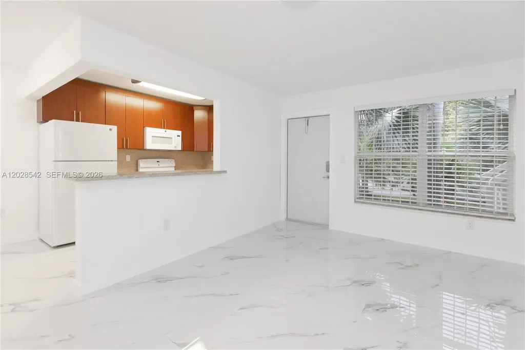 1060 NE 78th St Road Miami FL 33138