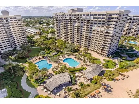 4900 N Ocean Boulevard Lauderdale By The Sea FL 33308