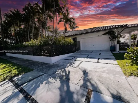 17615 SW 80th Palmetto Bay FL 33157