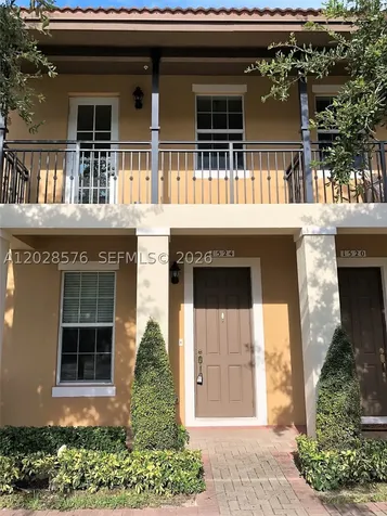 1524 SW 147th Avenue Pembroke Pines FL 33027