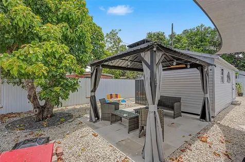 10345 NW 35th Court Miami FL 33147