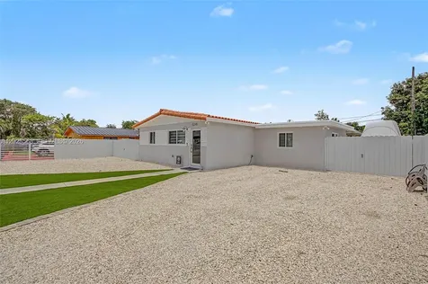 10345 NW 35th Court Miami FL 33147