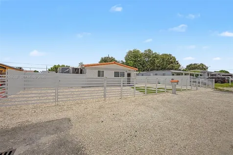 10345 NW 35th Court Miami FL 33147