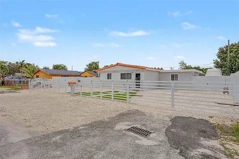 10345 NW 35th Court Miami FL 33147
