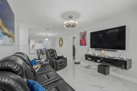 10345 NW 35th Court Miami FL 33147