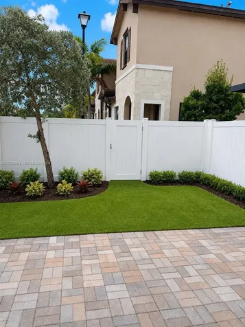 3368 W 105th Terrace Hialeah FL 33018