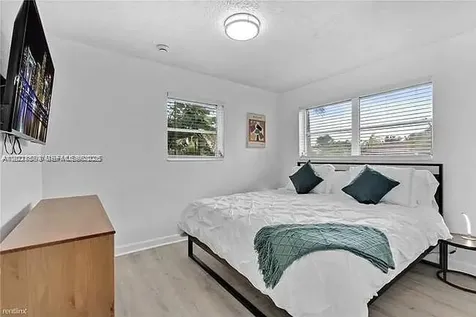 4120 NW 3rd Way Deerfield Beach FL 33064