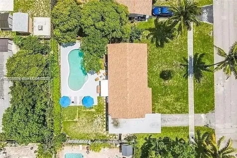 4120 NW 3rd Way Deerfield Beach FL 33064
