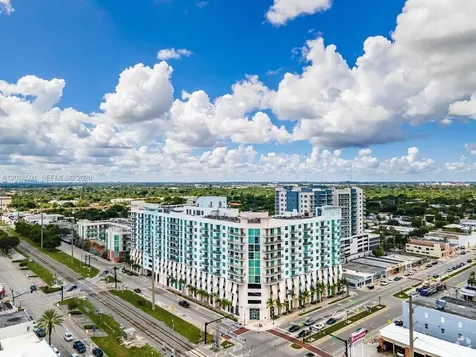 140 S Dixie Highway Hollywood FL 33020