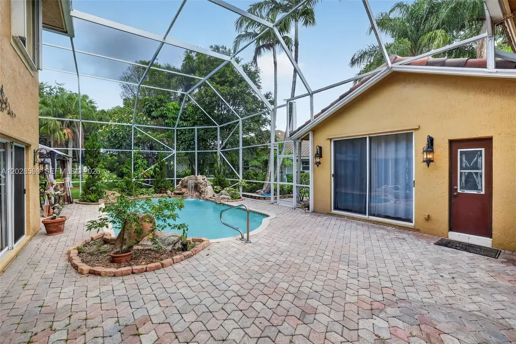 8226 NW 41st Street Coral Springs FL 33065
