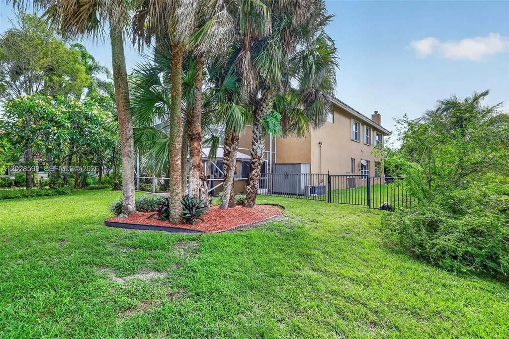 8226 NW 41st Street Coral Springs FL 33065
