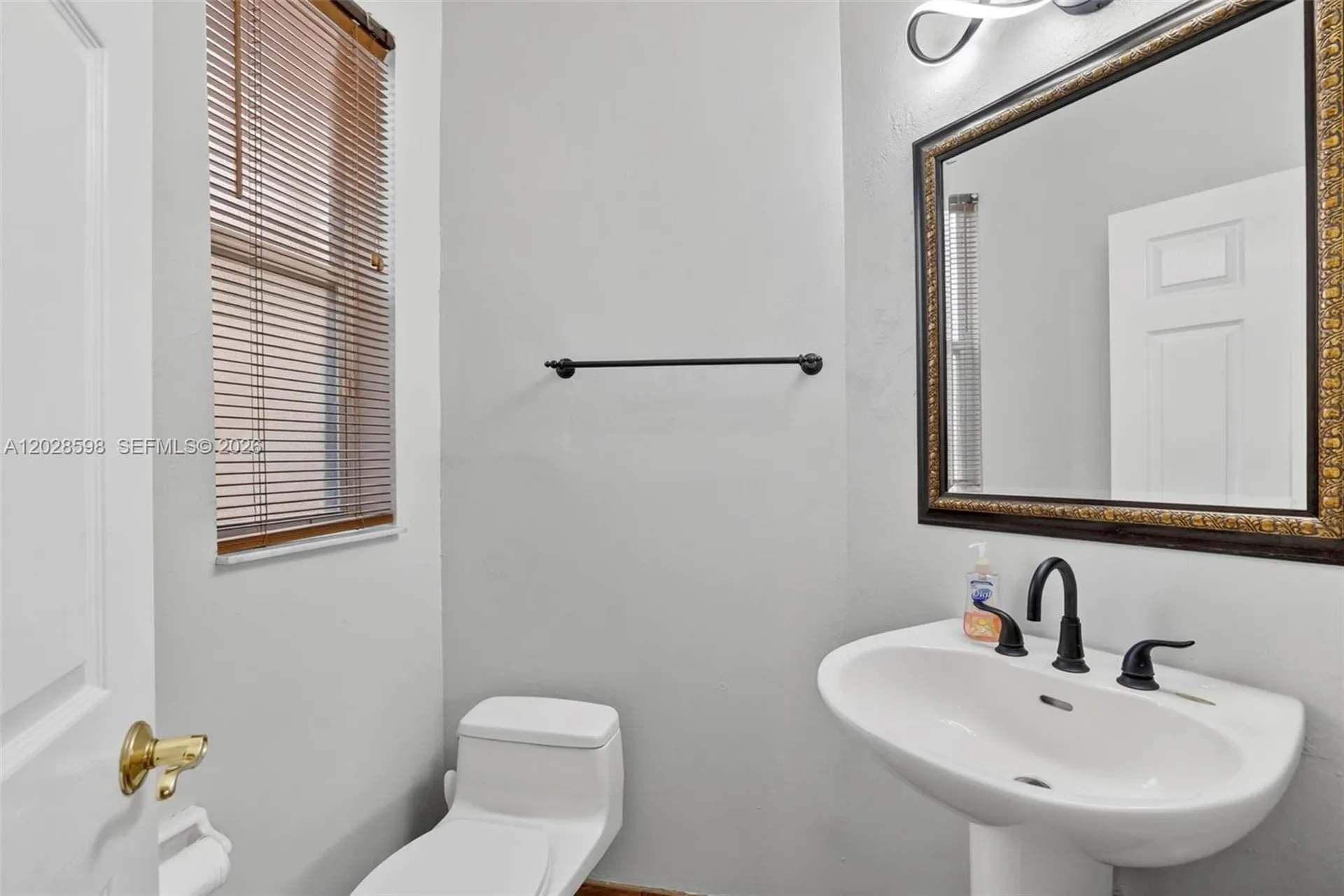 8226 NW 41st Street Coral Springs FL 33065