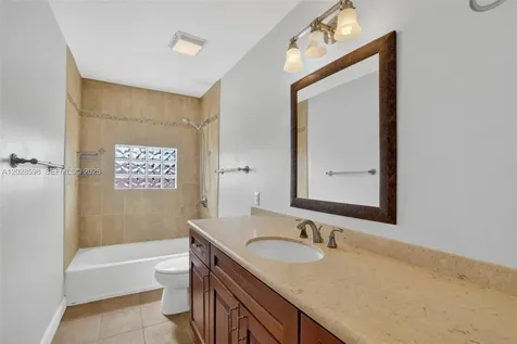 8226 NW 41st Street Coral Springs FL 33065