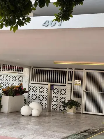 401 Ocean Drive Miami Beach FL 33139