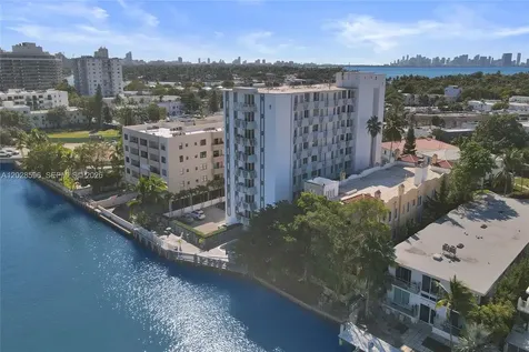7133 Bay Drive Miami Beach FL 33141