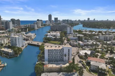 7133 Bay Drive Miami Beach FL 33141