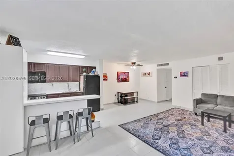7133 Bay Drive Miami Beach FL 33141