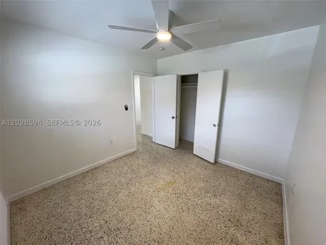 320 W 10th Street Hialeah FL 33010