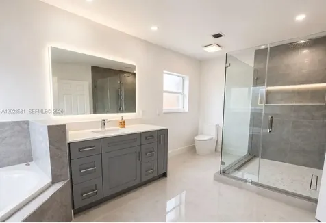 11244 NW 58th Terrace Doral FL 33178