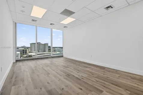 2820 NE 214th Street Aventura FL 33180