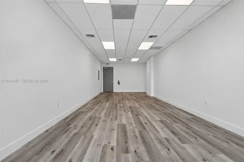 2820 NE 214th Street Aventura FL 33180