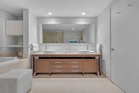 465 Brickell Avenue Miami FL 33131