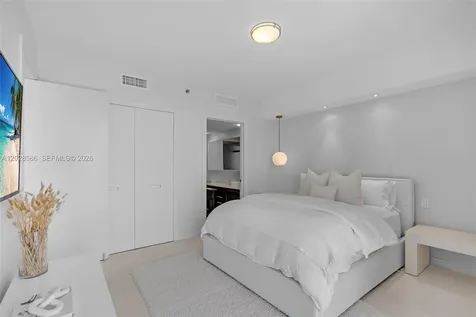 465 Brickell Avenue Miami FL 33131