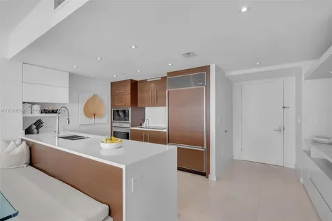 465 Brickell Avenue Miami FL 33131